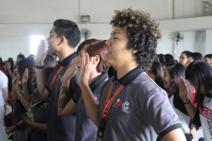 New leaders take their pledge
